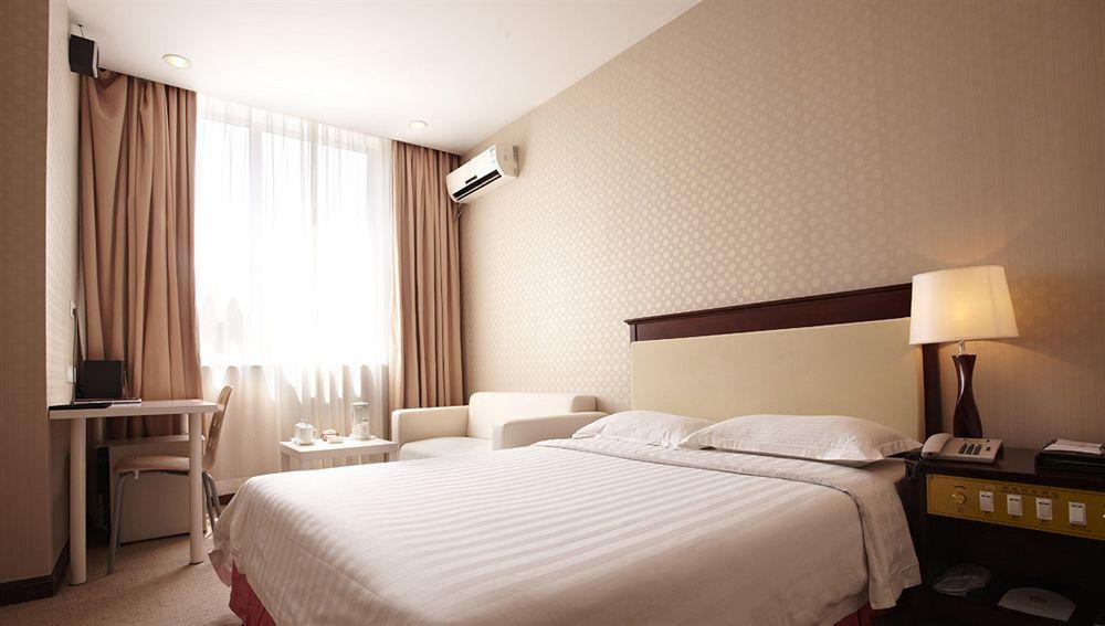 Warm Yes Business Hotel Guangzhou Bagian luar foto