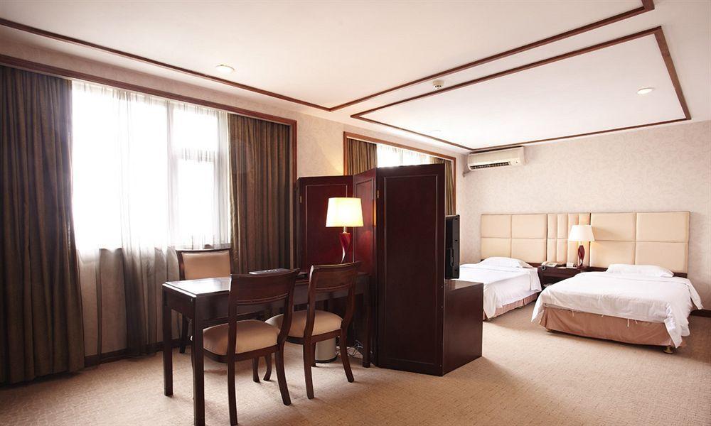 Warm Yes Business Hotel Guangzhou Bagian luar foto